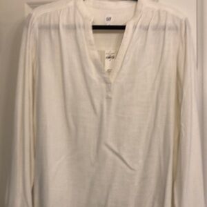 Brand New Gap Linen Blend Top